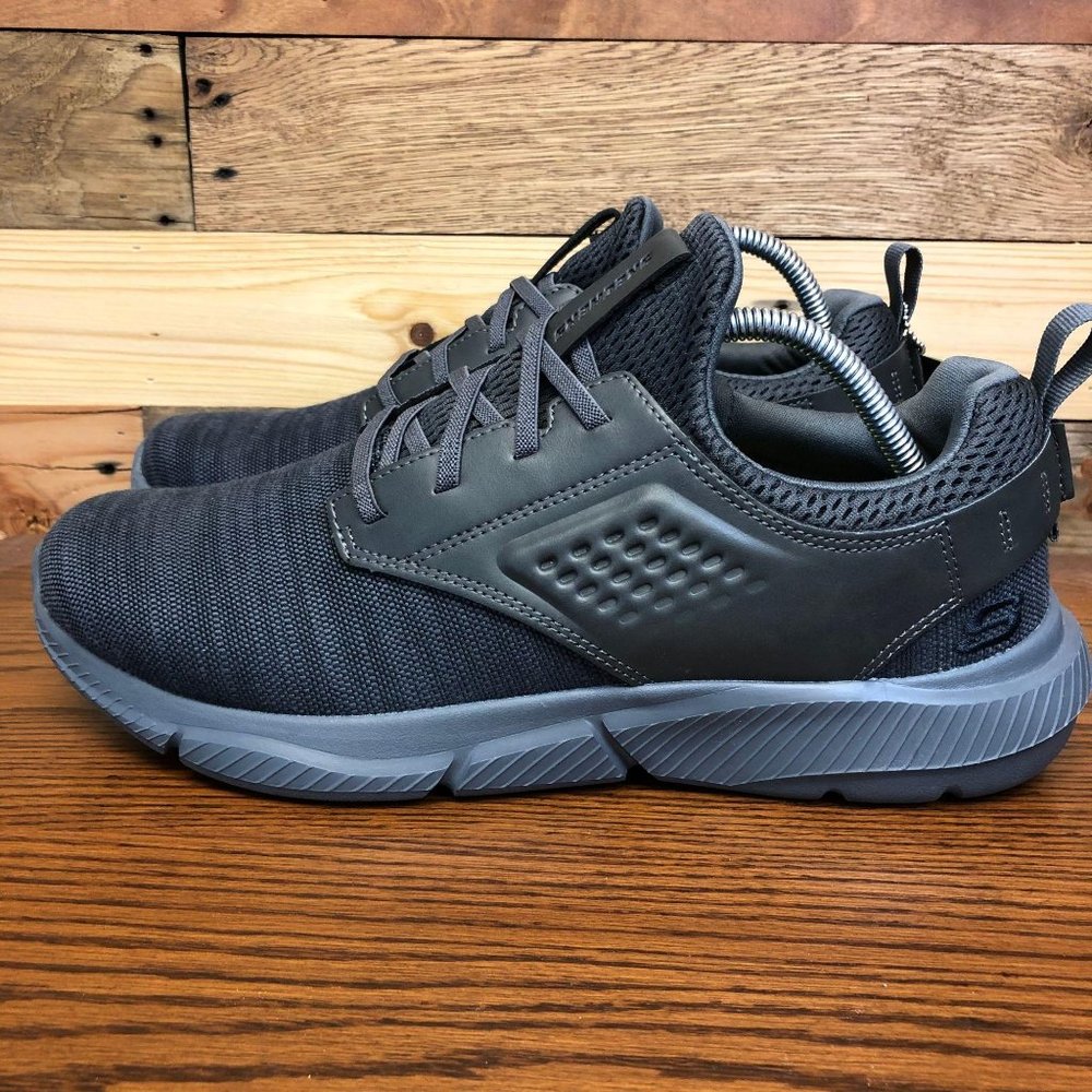 Brand New Skechers Ingram-Marner Sneakers